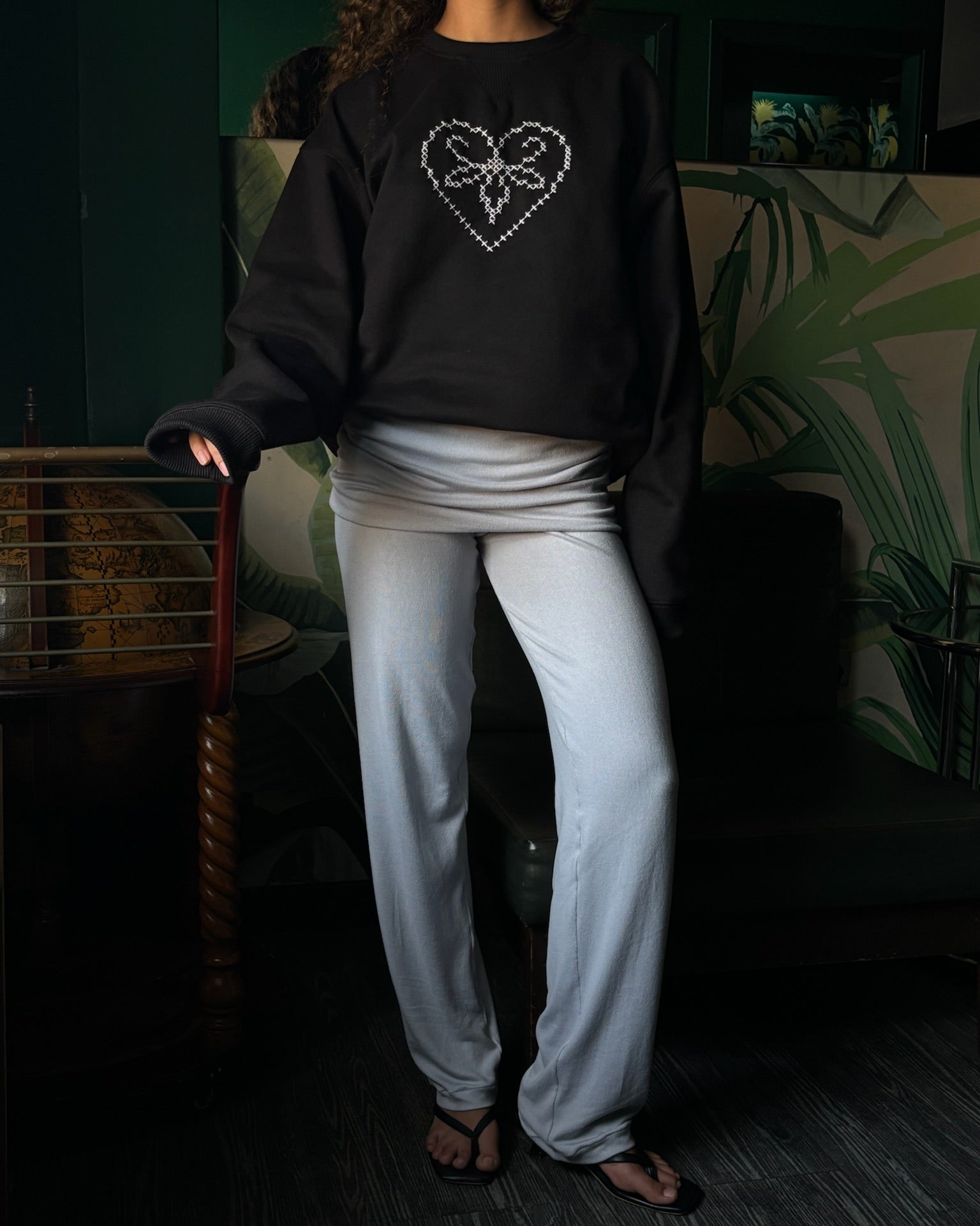 Heirloom fleece crewneck - black